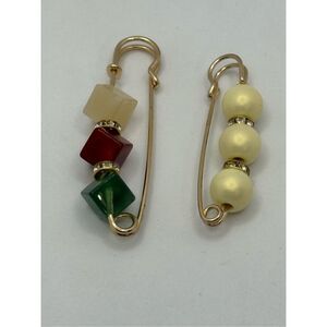 2 Piece Brooch Pin Bundle Green